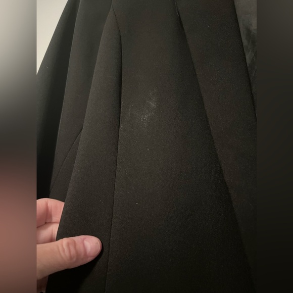 Black H&M blazer - Picture 5 of 7